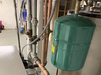 A Custom Services Inc