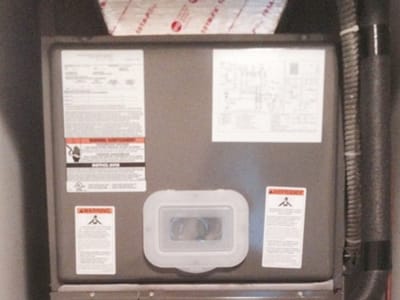 ARCO ac service tech