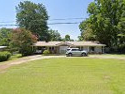 Bludsworth's Service Co