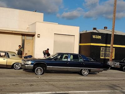 Broadway Industries Inc