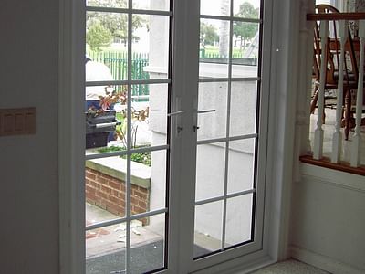 California Deluxe Windows