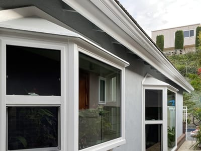 California Deluxe Windows