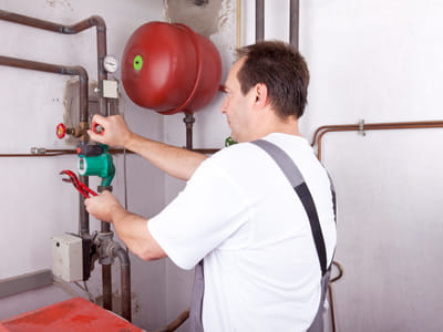 Everest Air & Appliance Repair LLC - HVAC Contractor / Furnace Repair / Heating and Air Conditioning Contractors Service Surprise AZ