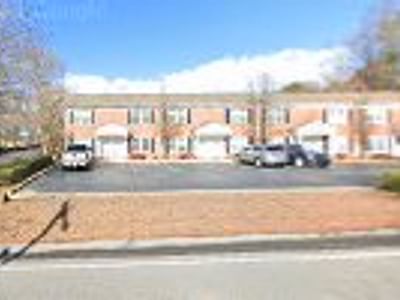 Everett Service Company, LLC