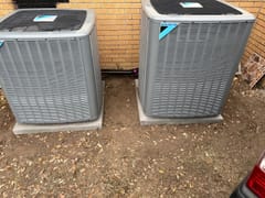 Famous Dave's Service Company