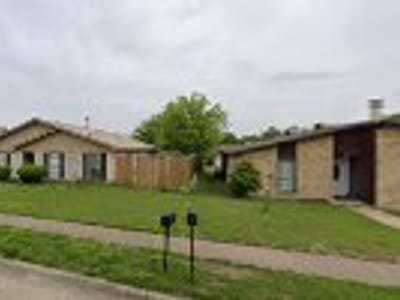 Manuel Hernandez & Co.