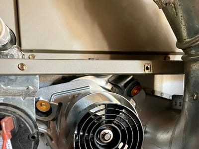 Polar Heating and Refrigeration