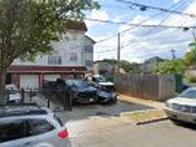 Royalty Heating And Air Conditioning LLC