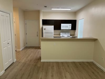 SERVICES.A/C,PLUMBING AND PAINTING CLEANING