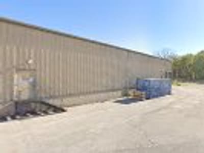 Universal Climate Control Inc